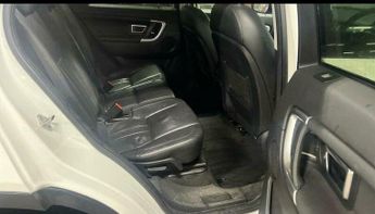 Land Rover Discovery Sport 2.0 TD4 HSE Black Auto 4WD Euro 6 (s/s) 5dr