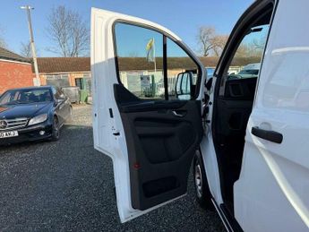 Ford Transit Custom 2.0 300 EcoBlue Trend L2 H1 Euro 6 (s/s) 5dr