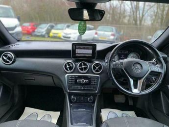 Mercedes-Benz A Class 1.8 A200 CDI BlueEfficiency Sport 7G-DCT Euro 5 (s/s) 5dr
