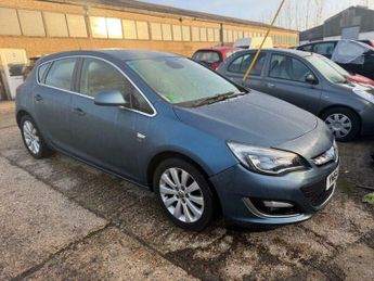 Vauxhall Astra 2.0 CDTi ecoFLEX Elite Euro 5 (s/s) 5dr