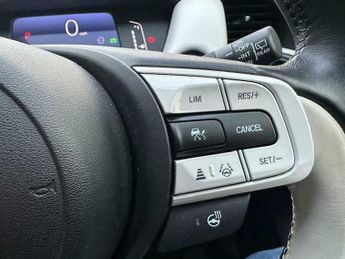 Honda Jazz I-MMD EX AUTOMATIC