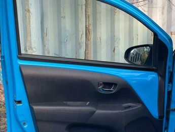 Toyota AYGO 1.0 VVT-i x-cite Hatchback 5dr Petrol x-shift Euro 6 (68 ps)