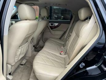 Infiniti FX 3.0 30d V6 Executive Auto 4WD Euro 5 5dr