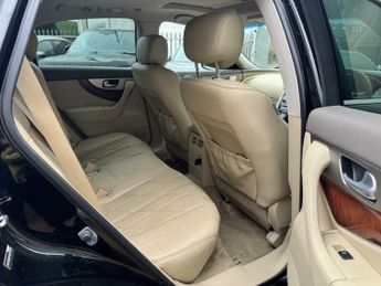 Infiniti FX 3.0 30d V6 Executive Auto 4WD Euro 5 5dr