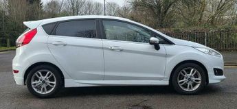 Ford Fiesta 1.0T EcoBoost Zetec Powershift Euro 5 5dr