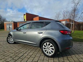 SEAT Leon 1.6 TDI CR SE DSG Euro 5 (s/s) 5dr