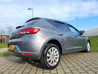 SEAT Leon 1.6 TDI CR SE DSG Euro 5 (s/s) 5dr