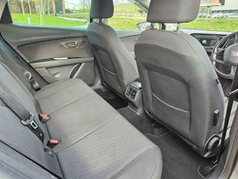SEAT Leon 1.6 TDI CR SE DSG Euro 5 (s/s) 5dr