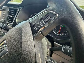 SEAT Leon 1.6 TDI CR SE DSG Euro 5 (s/s) 5dr