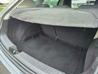 SEAT Leon 1.6 TDI CR SE DSG Euro 5 (s/s) 5dr