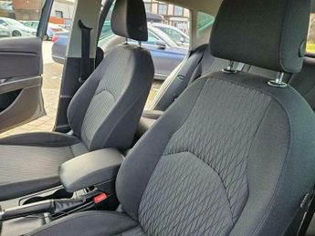 SEAT Leon 1.6 TDI CR SE DSG Euro 5 (s/s) 5dr