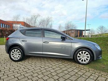 SEAT Leon 1.6 TDI CR SE DSG Euro 5 (s/s) 5dr