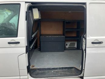 Volkswagen Transporter VOLKSWAGEN TRANSPORTER LONG WHEELBASE T30 WITH AIRCON.