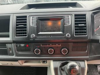 Volkswagen Transporter VOLKSWAGEN TRANSPORTER LONG WHEELBASE T30 WITH AIRCON.