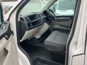 Volkswagen Transporter VOLKSWAGEN TRANSPORTER LONG WHEELBASE T30 WITH AIRCON.