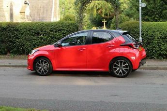 Toyota Yaris 1.5 VVT-h Launch Edition E-CVT Euro 6 (s/s) 5dr