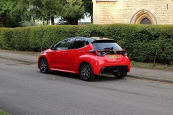 Toyota Yaris 1.5 VVT-h Launch Edition E-CVT Euro 6 (s/s) 5dr