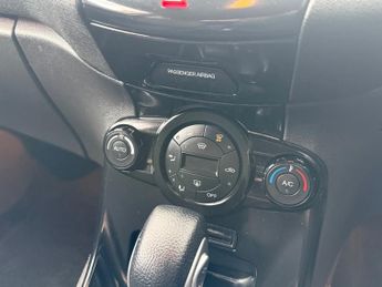 Ford Fiesta 1.6 Titanium Powershift Euro 5 5dr 103BHP