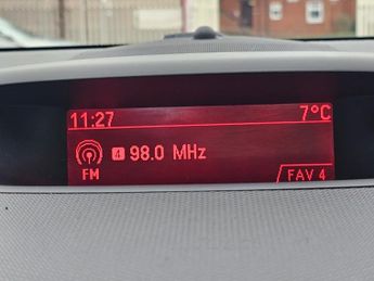 Vauxhall Meriva 1.4i Turbo Exclusiv MPV 5dr Petrol Auto Euro 6 (120 ps)