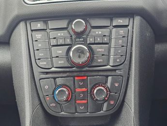 Vauxhall Meriva 1.4i Turbo Exclusiv MPV 5dr Petrol Auto Euro 6 (120 ps)