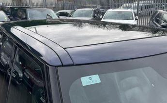 Land Rover Range Rover 4.4 SD V8 Vogue SE SUV 5dr Diesel Auto 4WD Euro 6 (s/s) (339 ps)