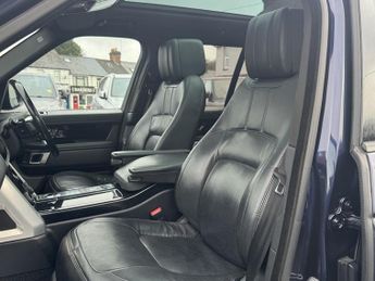 Land Rover Range Rover 4.4 SD V8 Vogue SE SUV 5dr Diesel Auto 4WD Euro 6 (s/s) (339 ps)