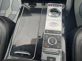 Land Rover Range Rover 4.4 SD V8 Vogue SE SUV 5dr Diesel Auto 4WD Euro 6 (s/s) (339 ps)