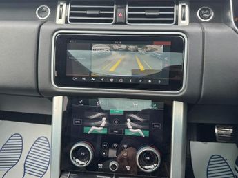 Land Rover Range Rover 4.4 SD V8 Vogue SE SUV 5dr Diesel Auto 4WD Euro 6 (s/s) (339 ps)