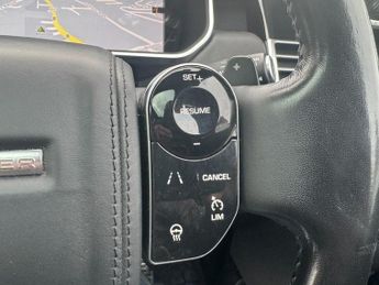 Land Rover Range Rover 4.4 SD V8 Vogue SE SUV 5dr Diesel Auto 4WD Euro 6 (s/s) (339 ps)