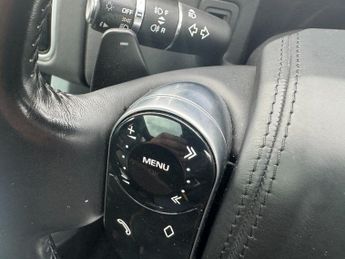 Land Rover Range Rover 4.4 SD V8 Vogue SE SUV 5dr Diesel Auto 4WD Euro 6 (s/s) (339 ps)