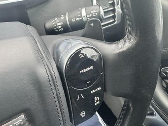 Land Rover Range Rover 4.4 SD V8 Vogue SE SUV 5dr Diesel Auto 4WD Euro 6 (s/s) (339 ps)