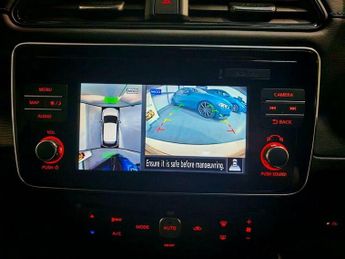 Nissan Leaf 40kWh Tekna Auto 5dr