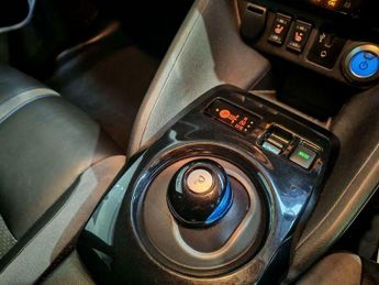 Nissan Leaf 40kWh Tekna Auto 5dr