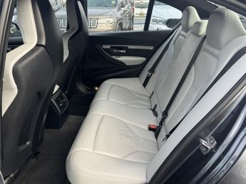 BMW M3 3.0 BiTurbo Saloon 4dr Petrol DCT Euro 6 (s/s) (431 ps)