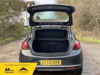 Vauxhall Astra ELITE