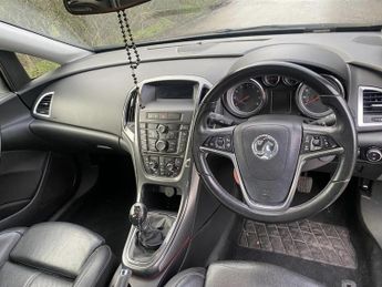 Vauxhall Astra ELITE