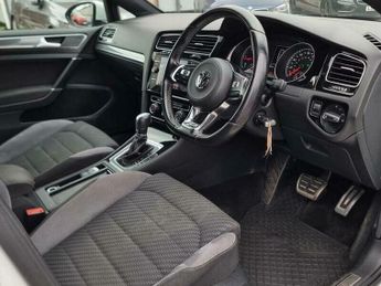 Volkswagen Golf 2.0 TDI BlueMotion Tech R-Line Hatchback 5dr Diesel DSG Euro 6 (