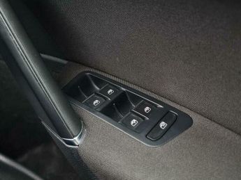 Volkswagen Golf 2.0 TDI BlueMotion Tech R-Line Hatchback 5dr Diesel DSG Euro 6 (