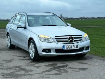 Mercedes C Class 1.8 C180 BlueEfficiency Executive SE Auto Euro 5 5dr