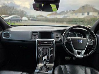 Volvo V60 2.4 D6 R-Design Lux Nav Geartronic AWD Euro 5 (s/s) 5dr