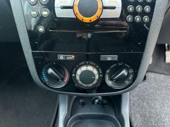 Vauxhall Corsa 1.2i 16v Breeze 3dr
