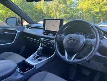 Toyota RAV4 2.5 VVT 18.1kWh Design CVT 4WD Euro 6 (s/s) 5dr