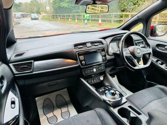 Nissan Leaf 40kWh Acenta Auto 5dr