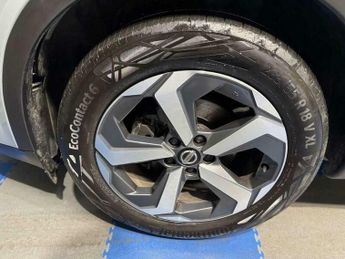 Nissan Qashqai 1.3 Qashqai N-Connecta DiG-T MHEV CVT 5dr