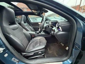 Mercedes-Benz A Class 2.0 A200d Exclusive Edition 8G-DCT Euro 6 (s/s) 5dr