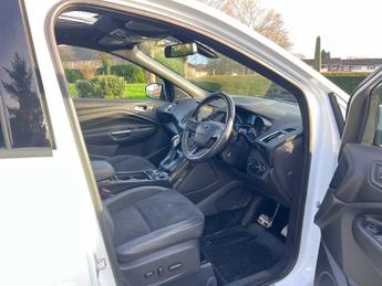 Ford Kuga ST-LINE X TDCI