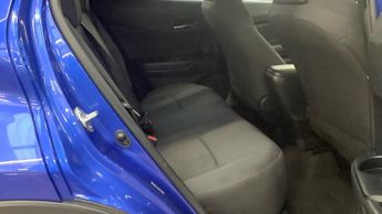 Toyota C-HR 1.2 VVT-i Icon SUV 5dr Petrol Manual Euro 6 (s/s) (116 ps)