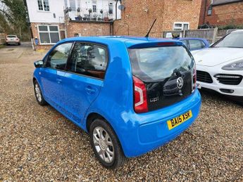 Volkswagen Up 1.0 Move up! Hatchback 5dr Petrol ASG Euro 5 (60 ps)