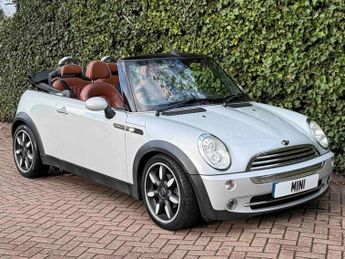 MINI Hatch COOPER SIDEWALK