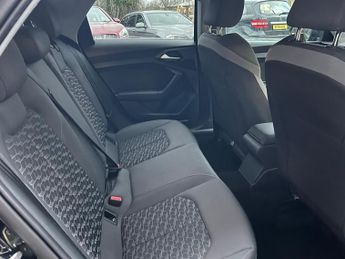 Audi A1 1.5 TFSI 35 Sport Sportback 5dr Petrol S Tronic Euro 6 (s/s) (15